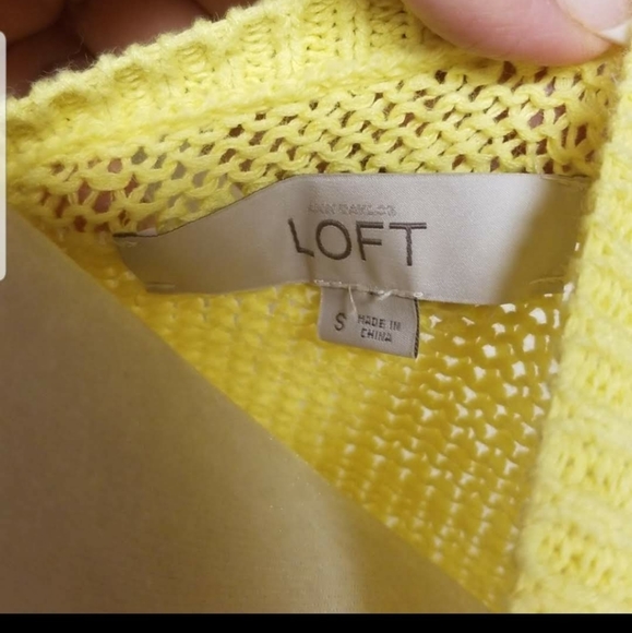 COPY - LOFT Bright yellow sweater - Picture 5 of 5